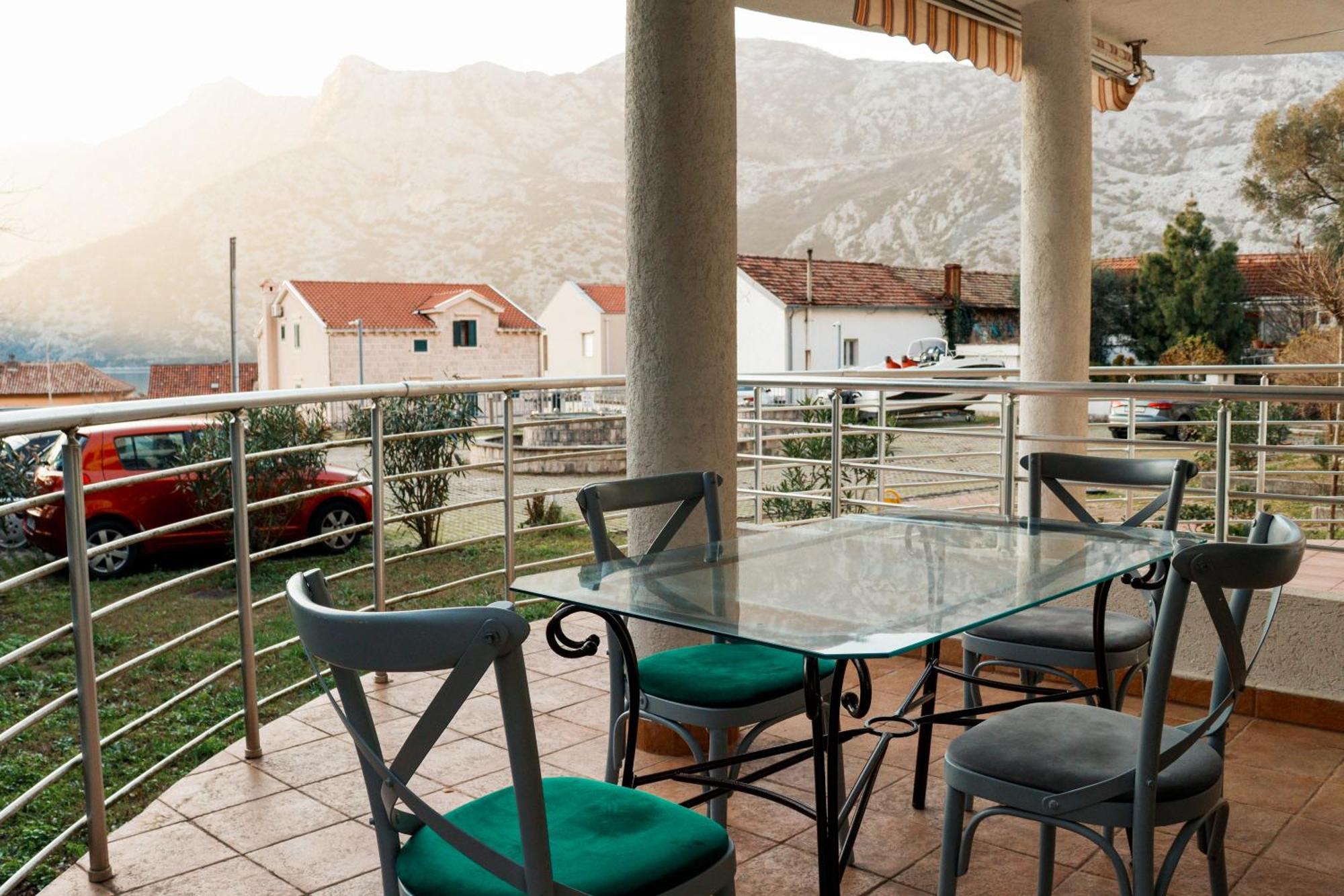 Apartman Mia Risan Extérieur photo