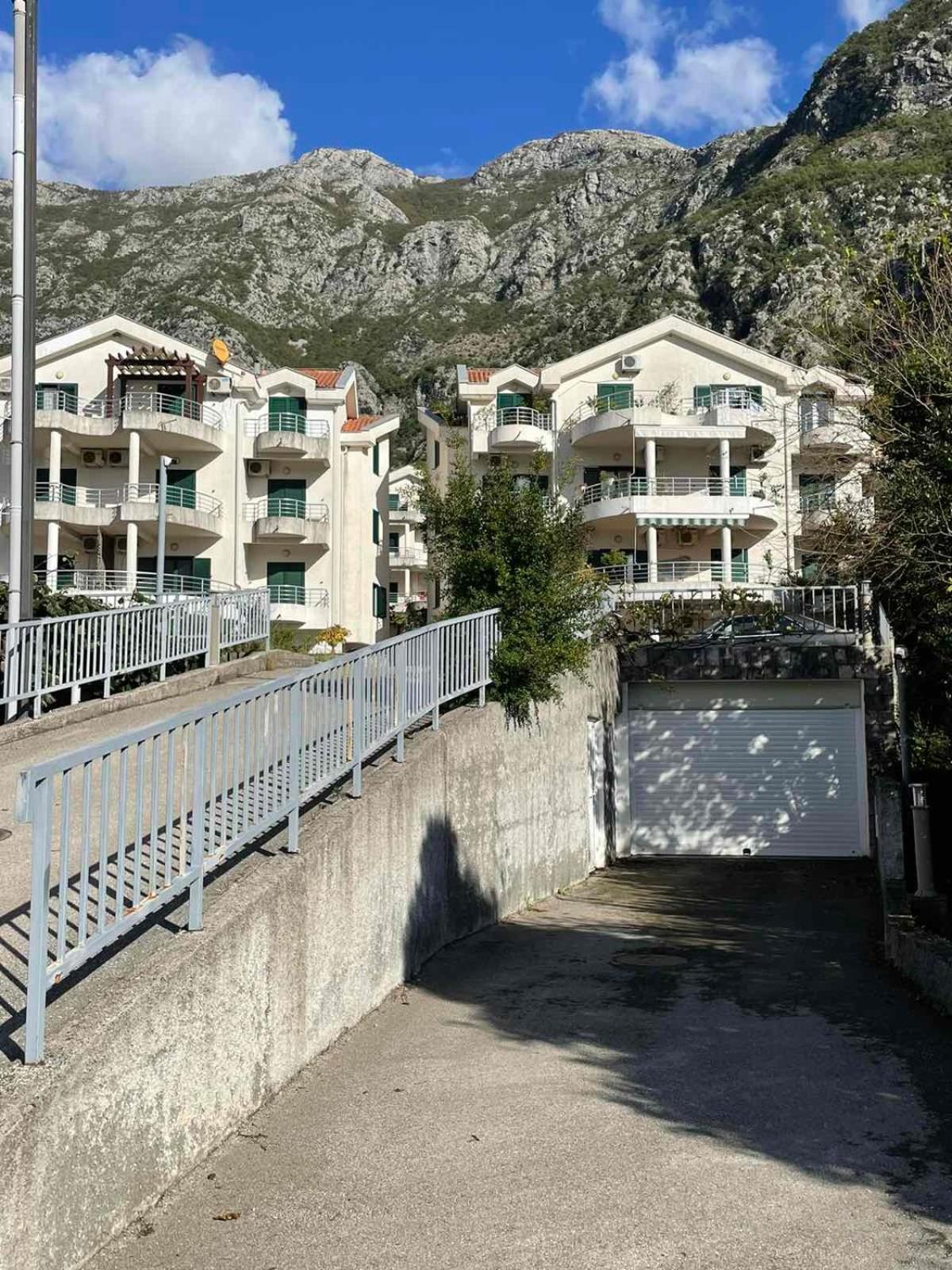 Apartman Mia Risan Extérieur photo